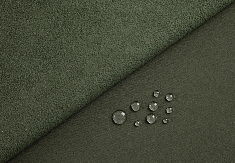 softshell-069-strona.jpg
